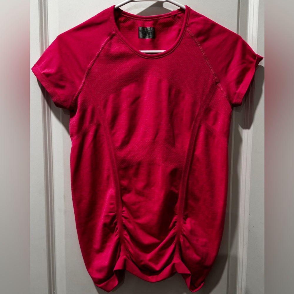 Athleta Seamless Ruched Performance Tee Short Sleeve Pink Size S - Picture 3 of 9